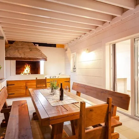 Ctma242/ Modern New Holiday House With Heated Private Pool Vila Makarská